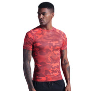 Men's red camouflage fitness sportswear T-shirt, lightweight, breathable, ideal for workouts and casual sportswear.